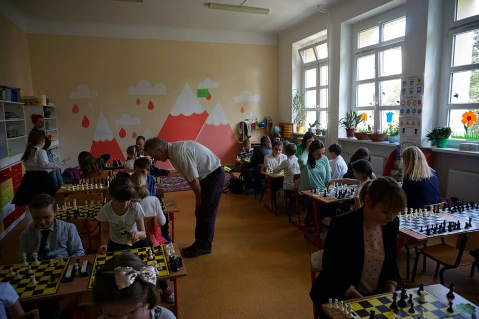 w-1-graja-w-szachy-81677