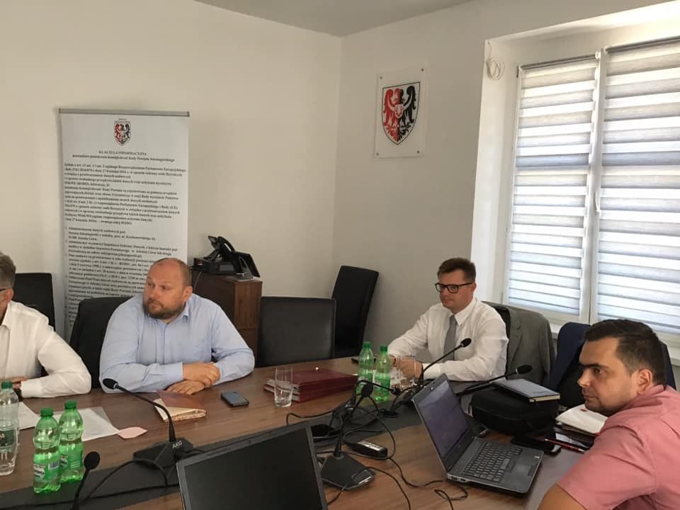 debatowaa-komisja-bezpieczenstwa-81695