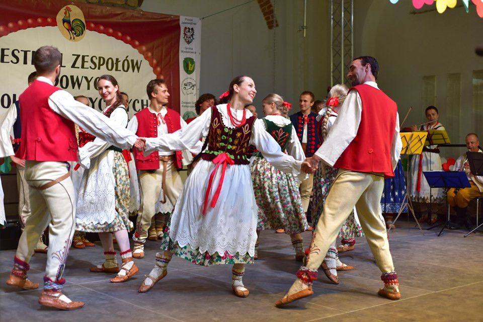na-ludowo-w-bukowcu-81776
