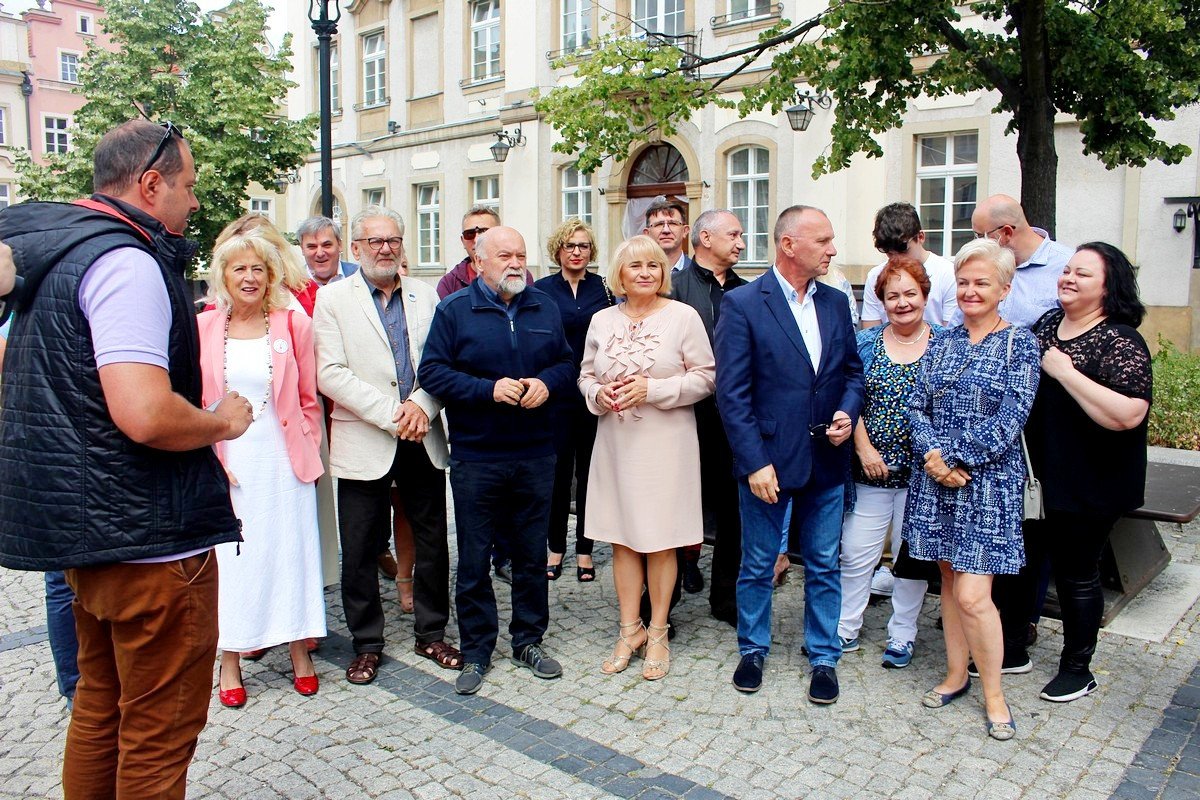 zofia-czernow-rozpoczea-kampanie-82218