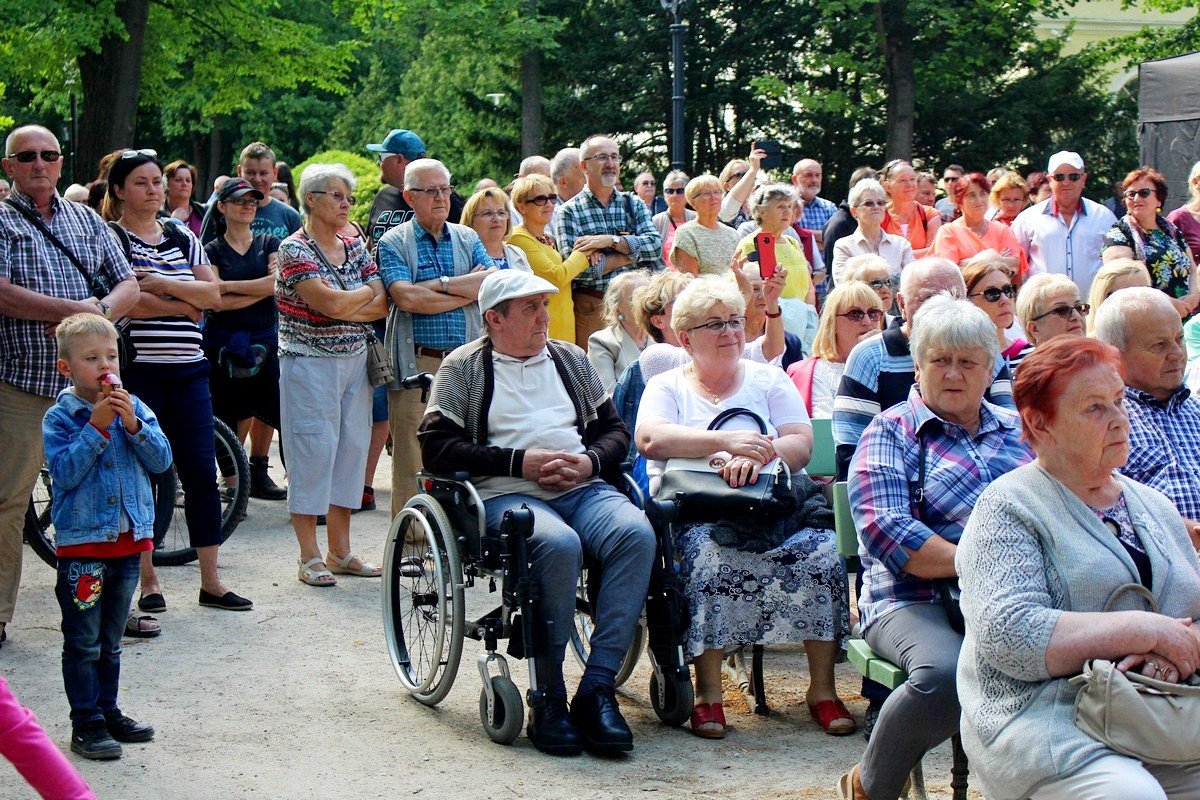 muzyka-retro-w-parku-zdrojowym-82233