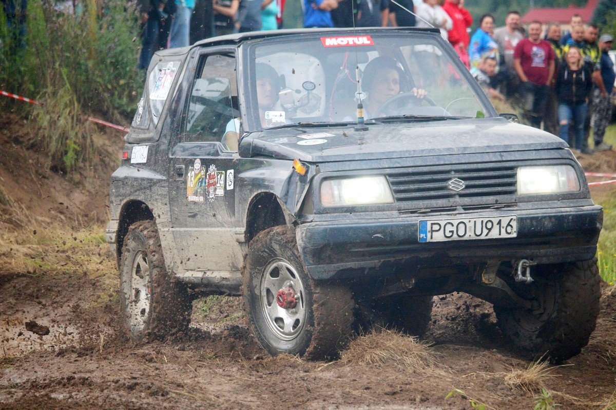 efektowne-zakonczenie-mud-party-82343