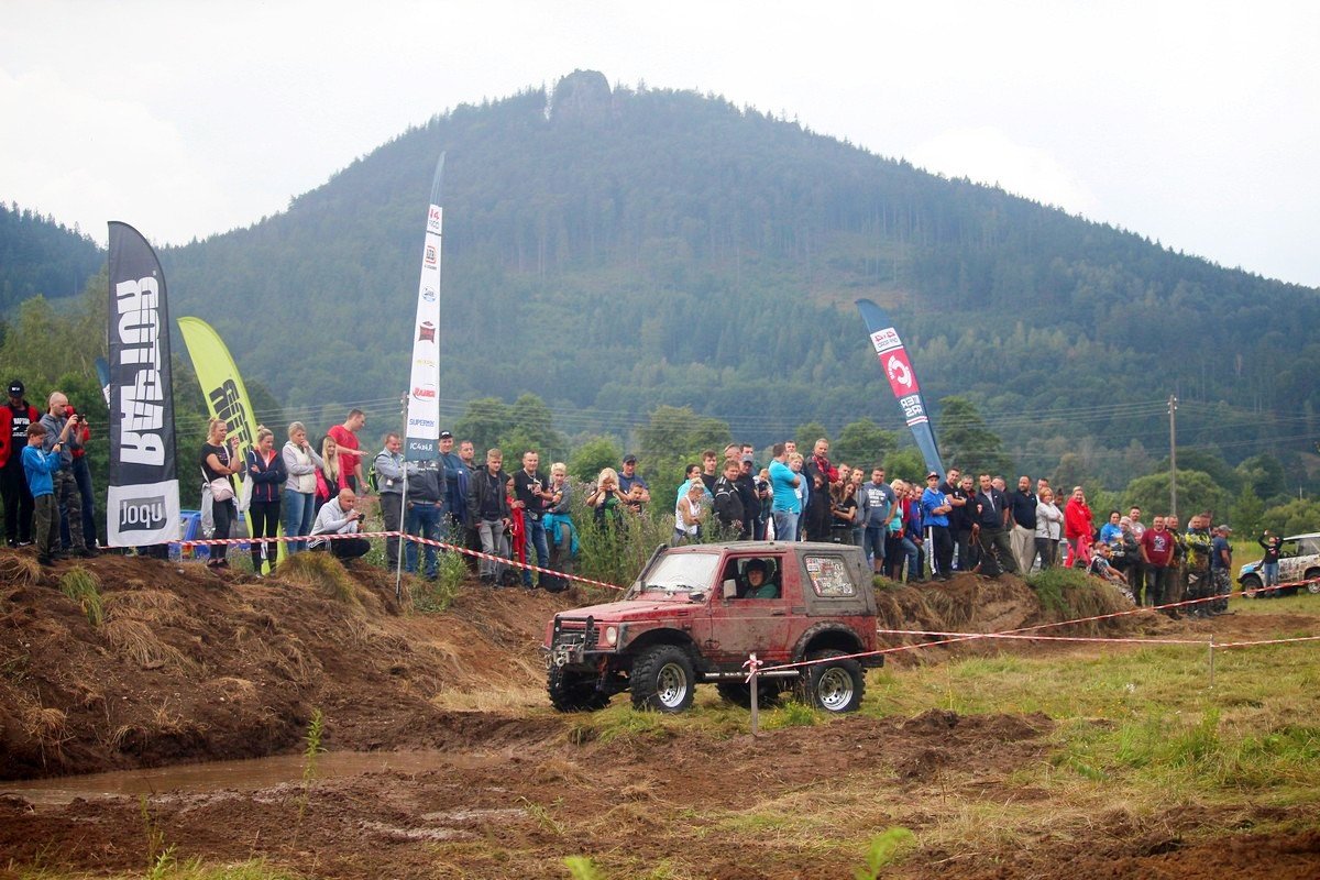 efektowne-zakonczenie-mud-party-82343
