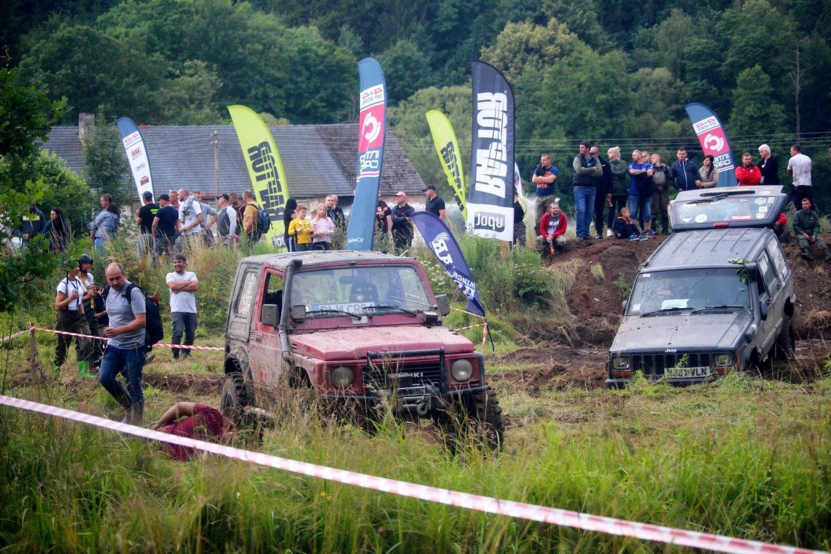 efektowne-zakonczenie-mud-party-82343