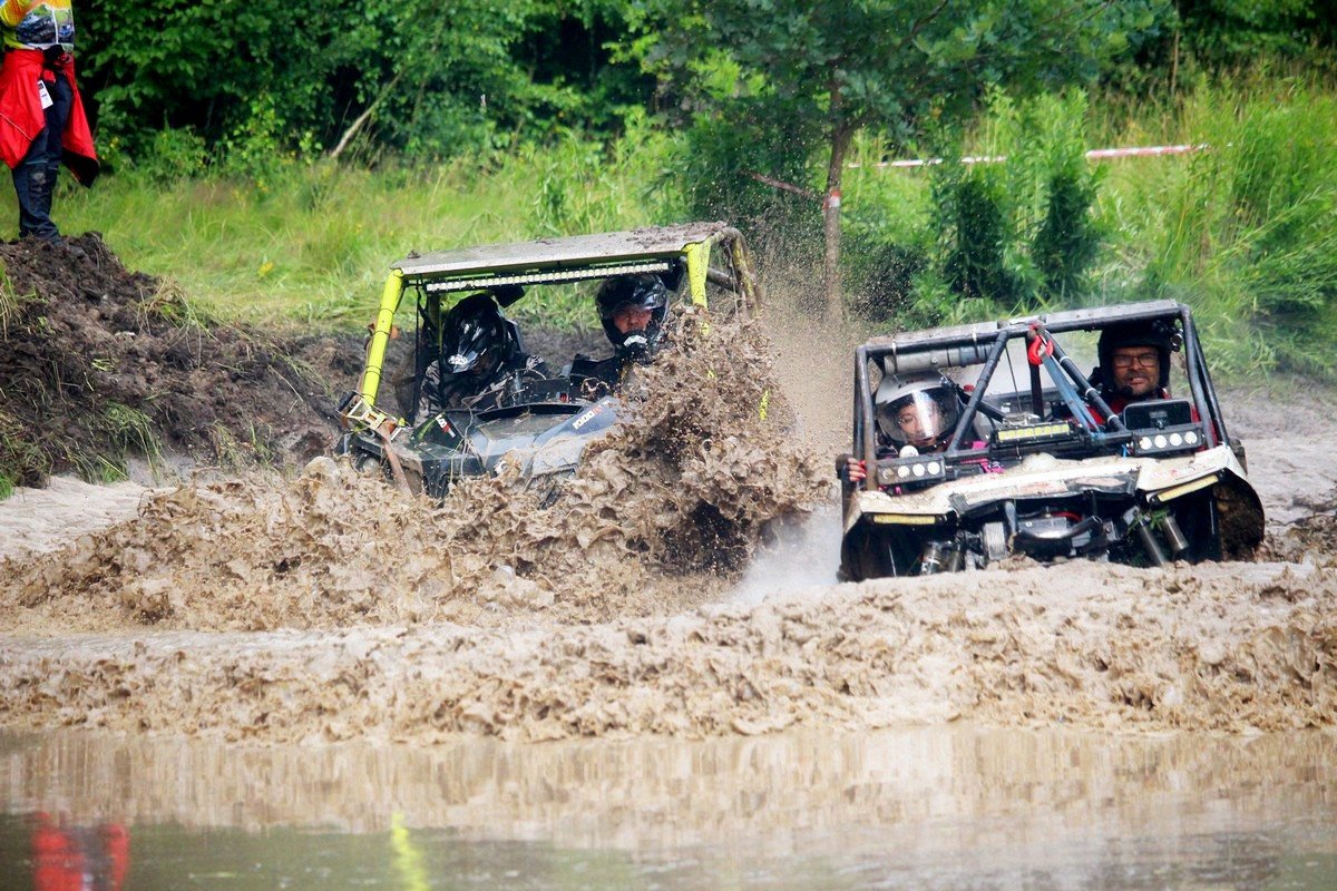 efektowne-zakonczenie-mud-party-82343