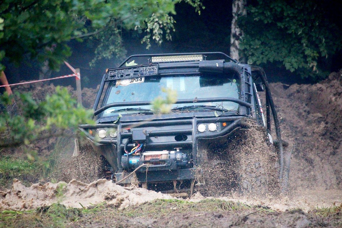 efektowne-zakonczenie-mud-party-82343