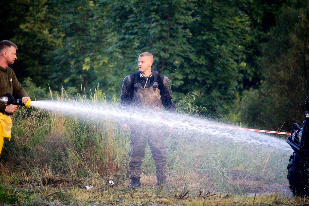 efektowne-zakonczenie-mud-party-82343