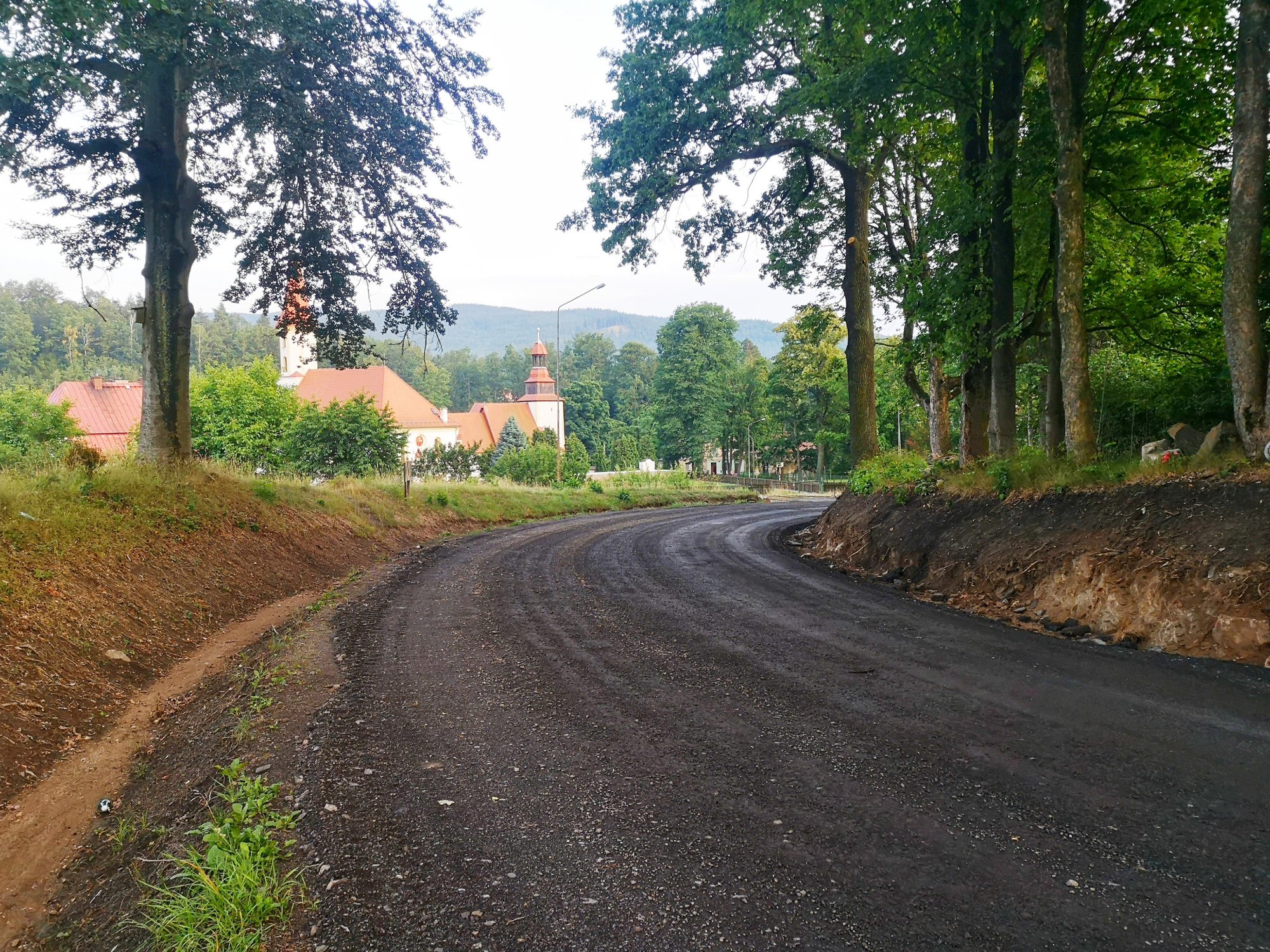 trwa-remont-drogi-radomierz-janowice-82362