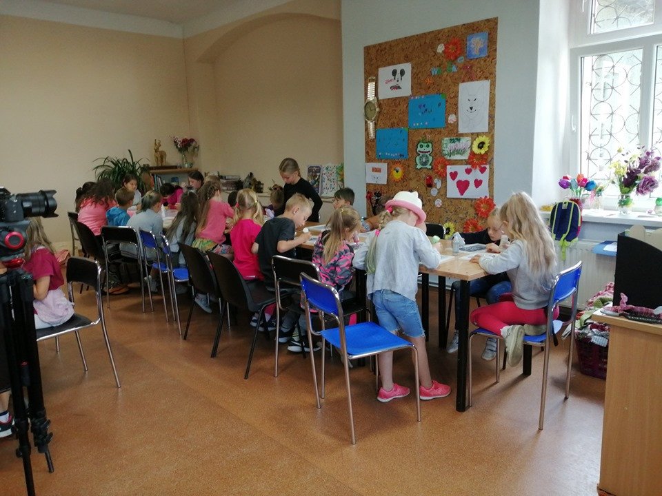 szklane-obrazy-na-warsztatach-w-gok-82398