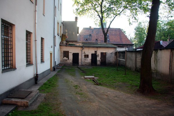druga-strona-medalu-8242