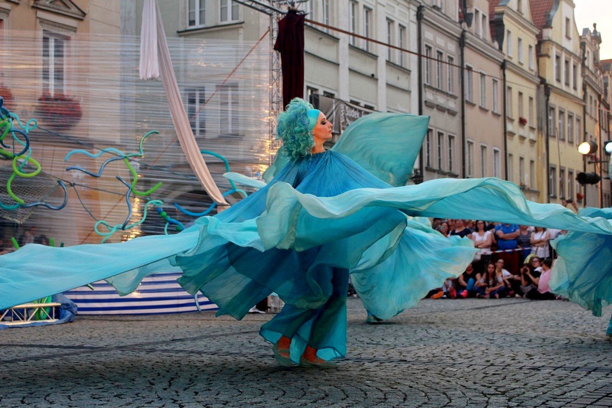 jeleniogorzanie-uwielbiaja-festiwal-teatrow-ulicznych-82439