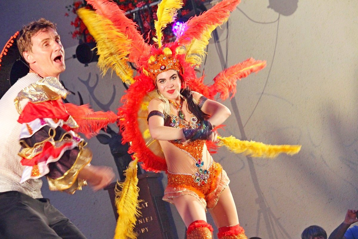 jeleniogorzanie-uwielbiaja-festiwal-teatrow-ulicznych-82439