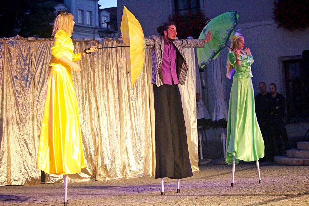 jeleniogorzanie-uwielbiaja-festiwal-teatrow-ulicznych-82439