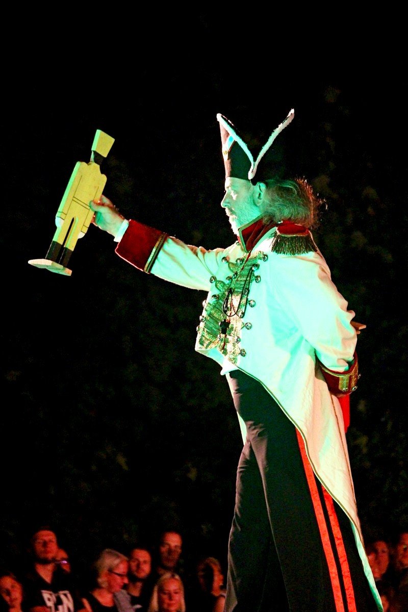 jeleniogorzanie-uwielbiaja-festiwal-teatrow-ulicznych-82439