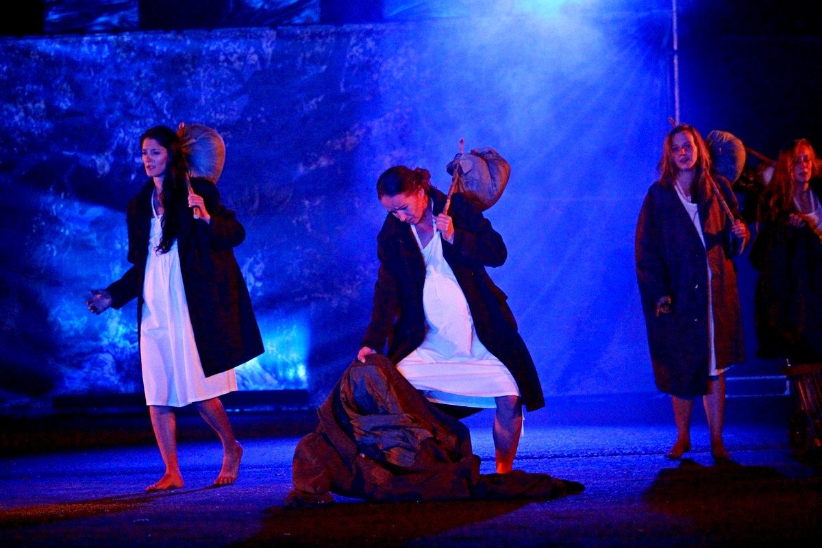 jeleniogorzanie-uwielbiaja-festiwal-teatrow-ulicznych-82439