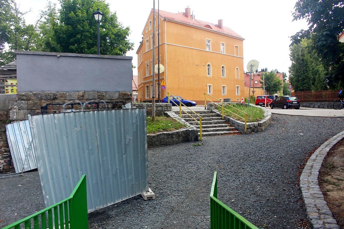 bulwar-niemal-gotowy-82440