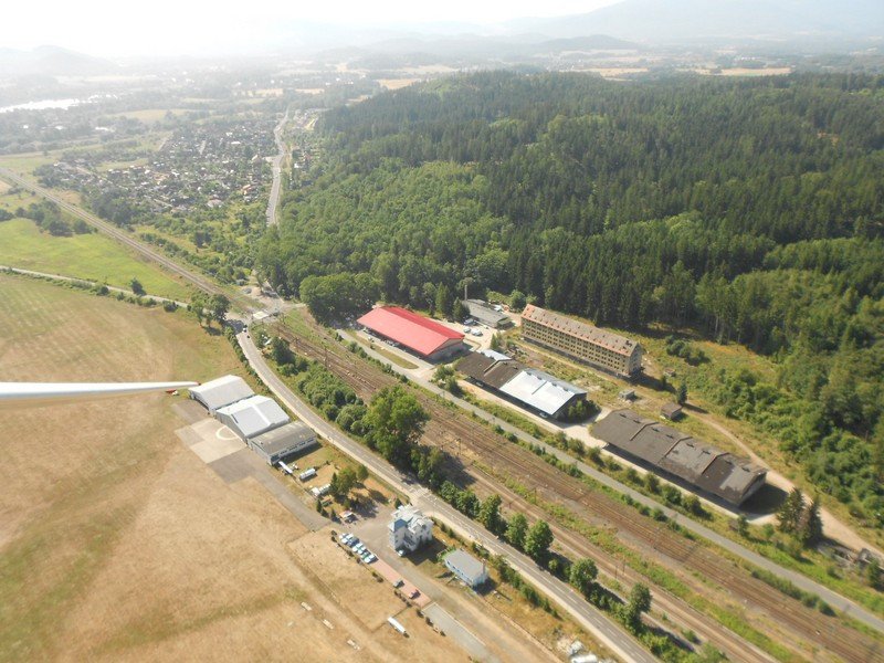 bezpieczne-wakacje-na-lotnisku-82506