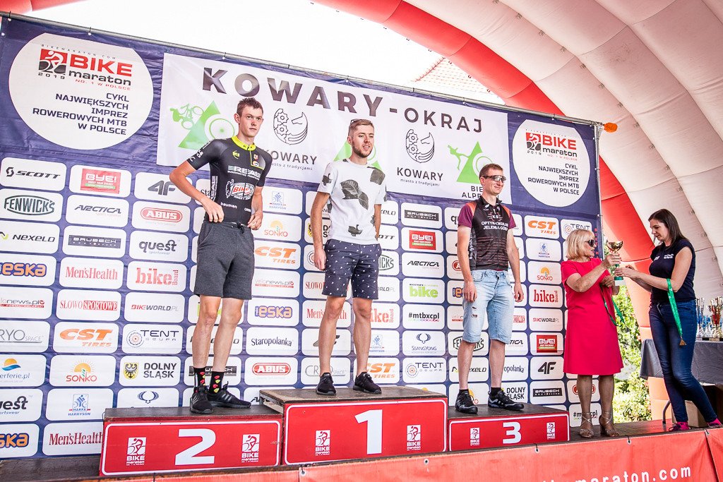 z-meta-na-przeeczy-okraj-82826