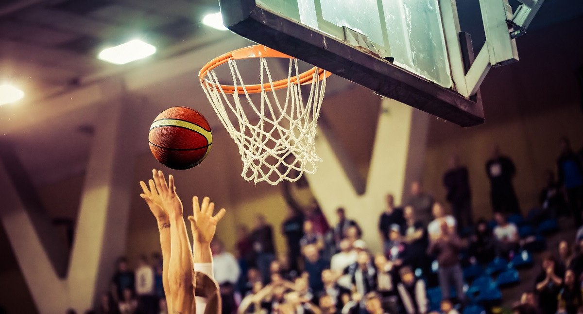 czy-wracajaca-moda-na-koszykowke-jest-szansa-dla-basketu-w-jeleniej-gorze-82978