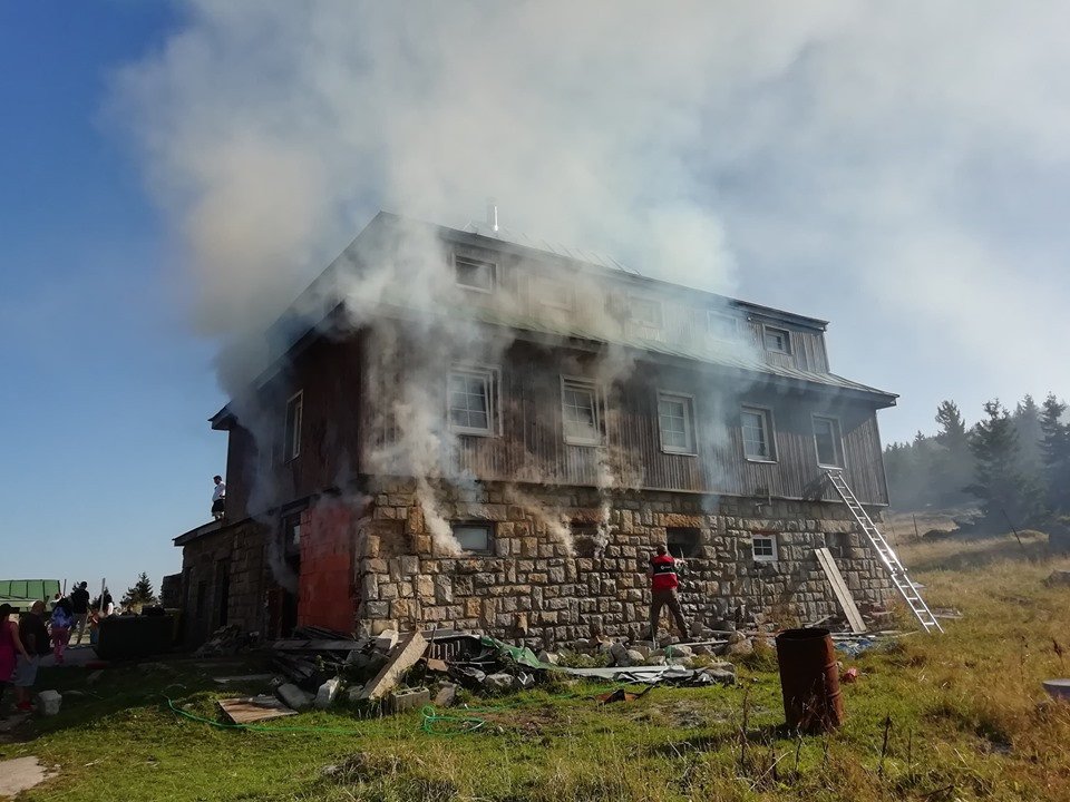 pozar-na-przeeczy-karkonoskiej-83152