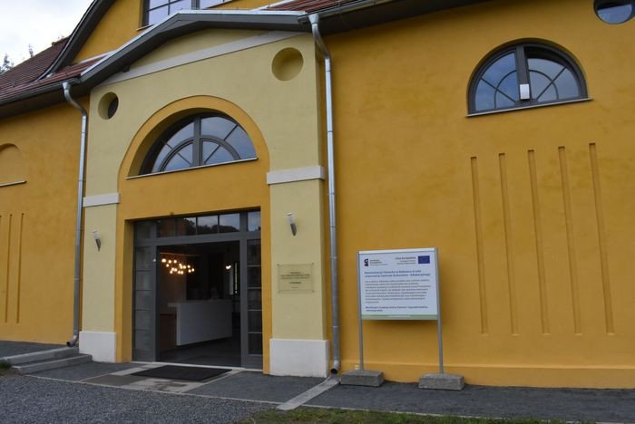 centrum-kultury-w-dawnej-owczarni-83180