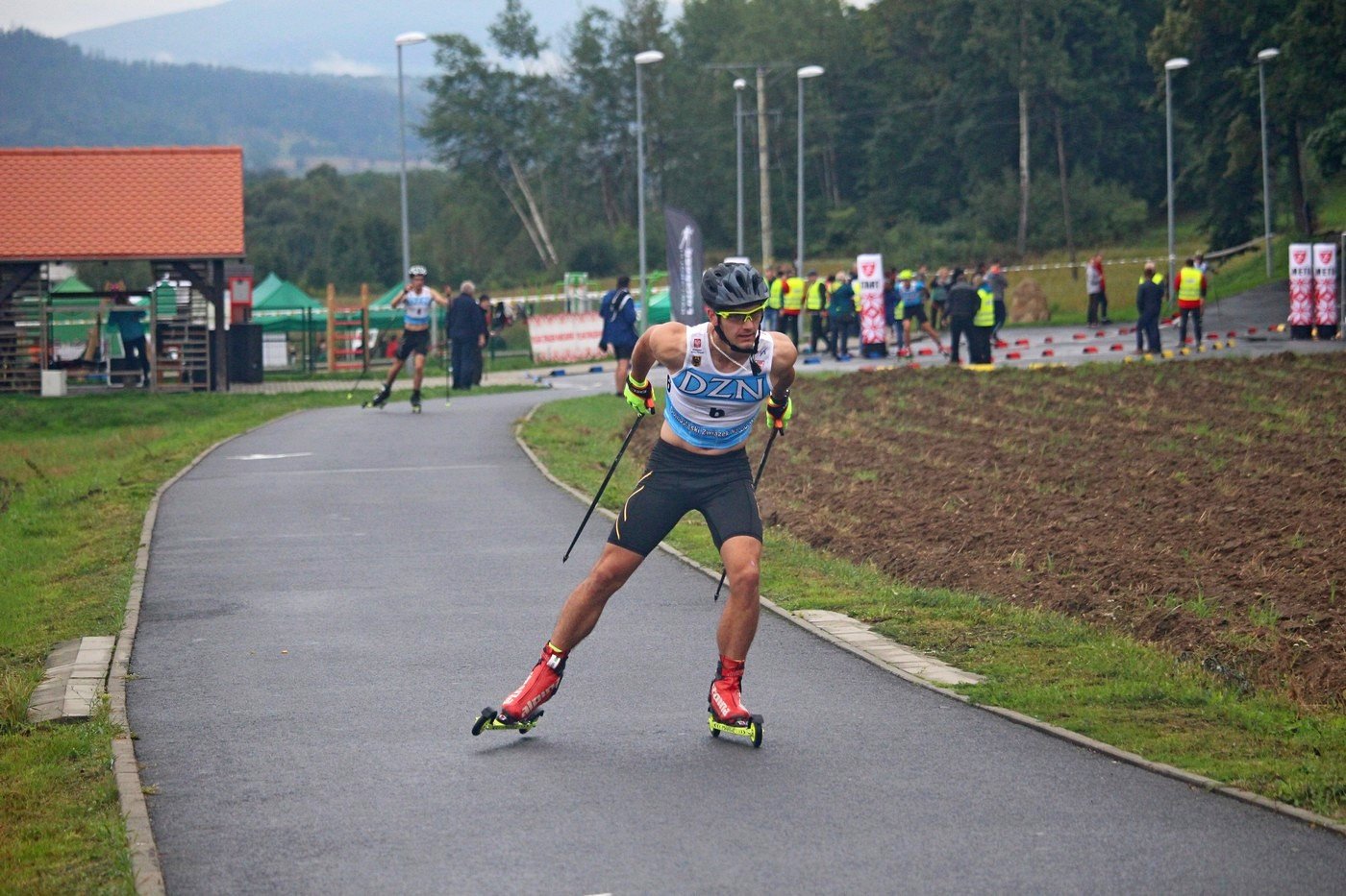 powalczyli-na-nartorolkach-83203
