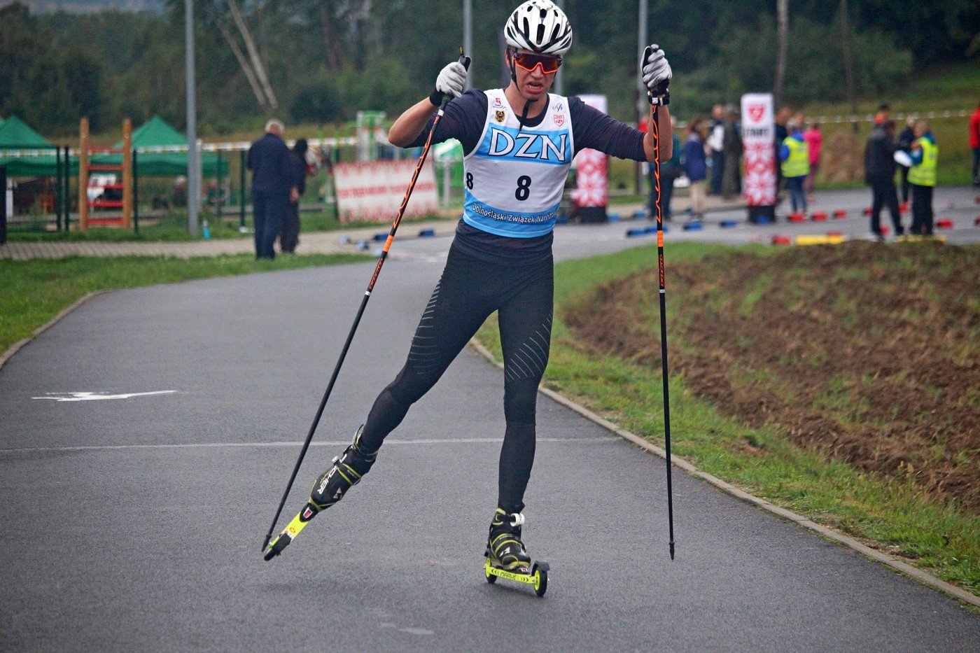 powalczyli-na-nartorolkach-83203