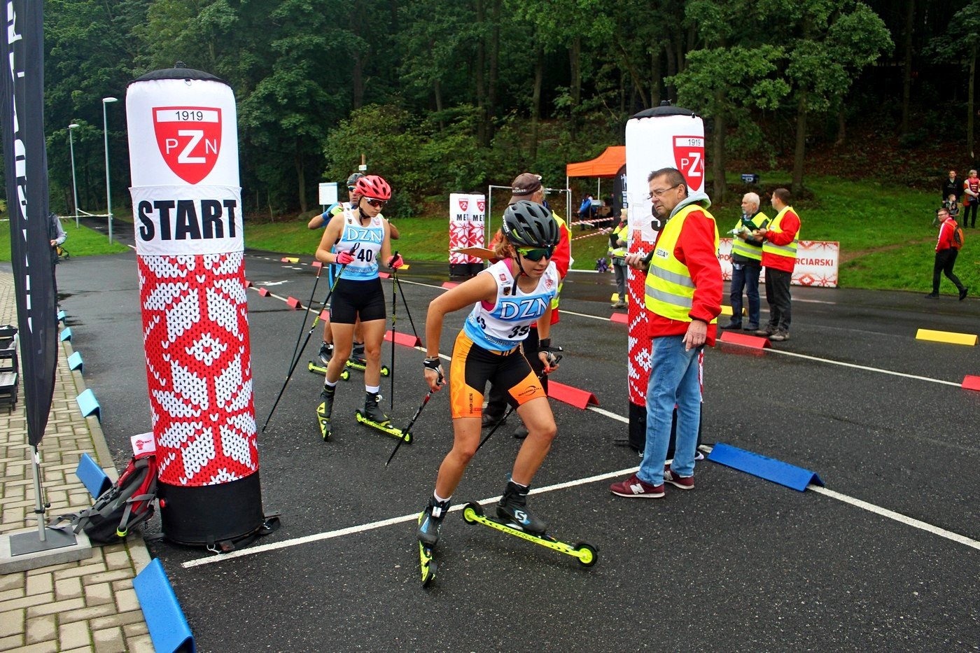 powalczyli-na-nartorolkach-83203