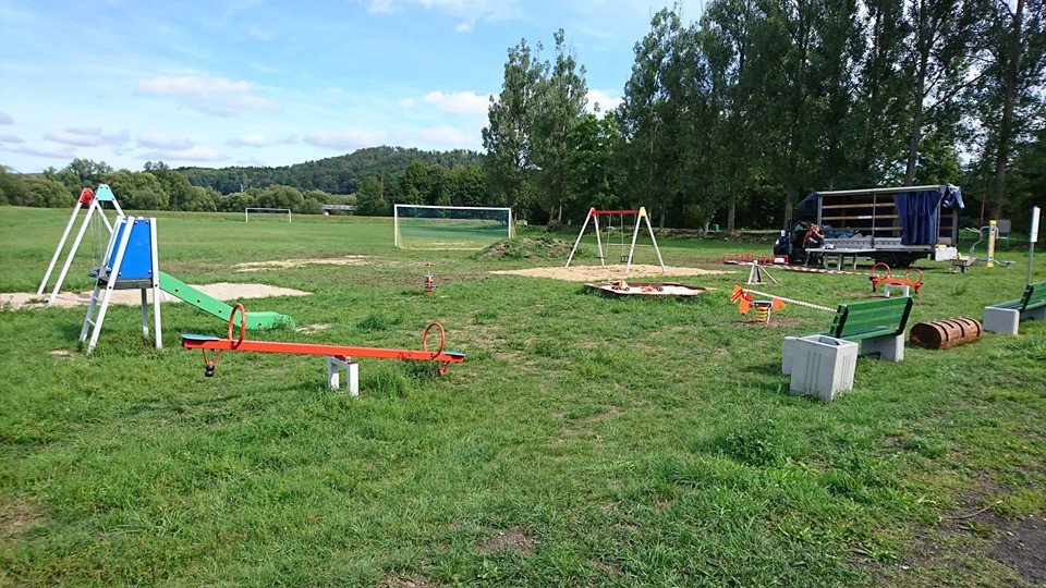 nowe-urzadzenia-na-placu-zabaw-83209
