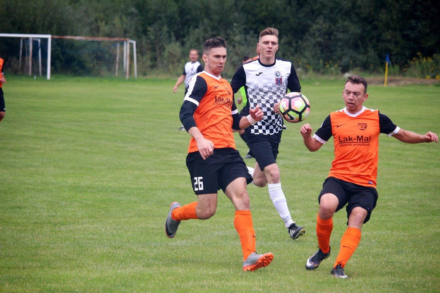 omnica-z-czarnymi-bez-problemu-83218