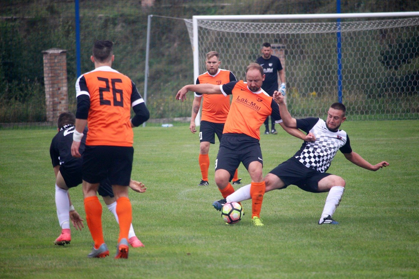 omnica-z-czarnymi-bez-problemu-83218