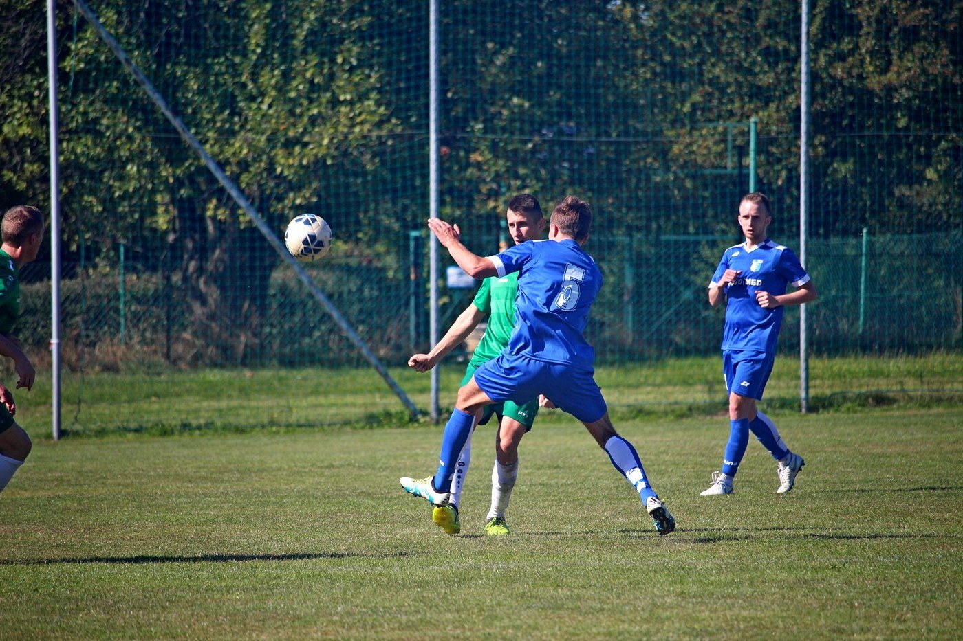 z-przewrotki-w-twarz-czerwona-kartka-83476