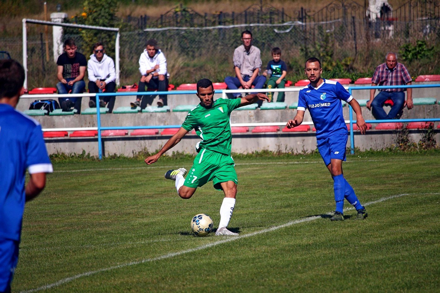 z-przewrotki-w-twarz-czerwona-kartka-83476
