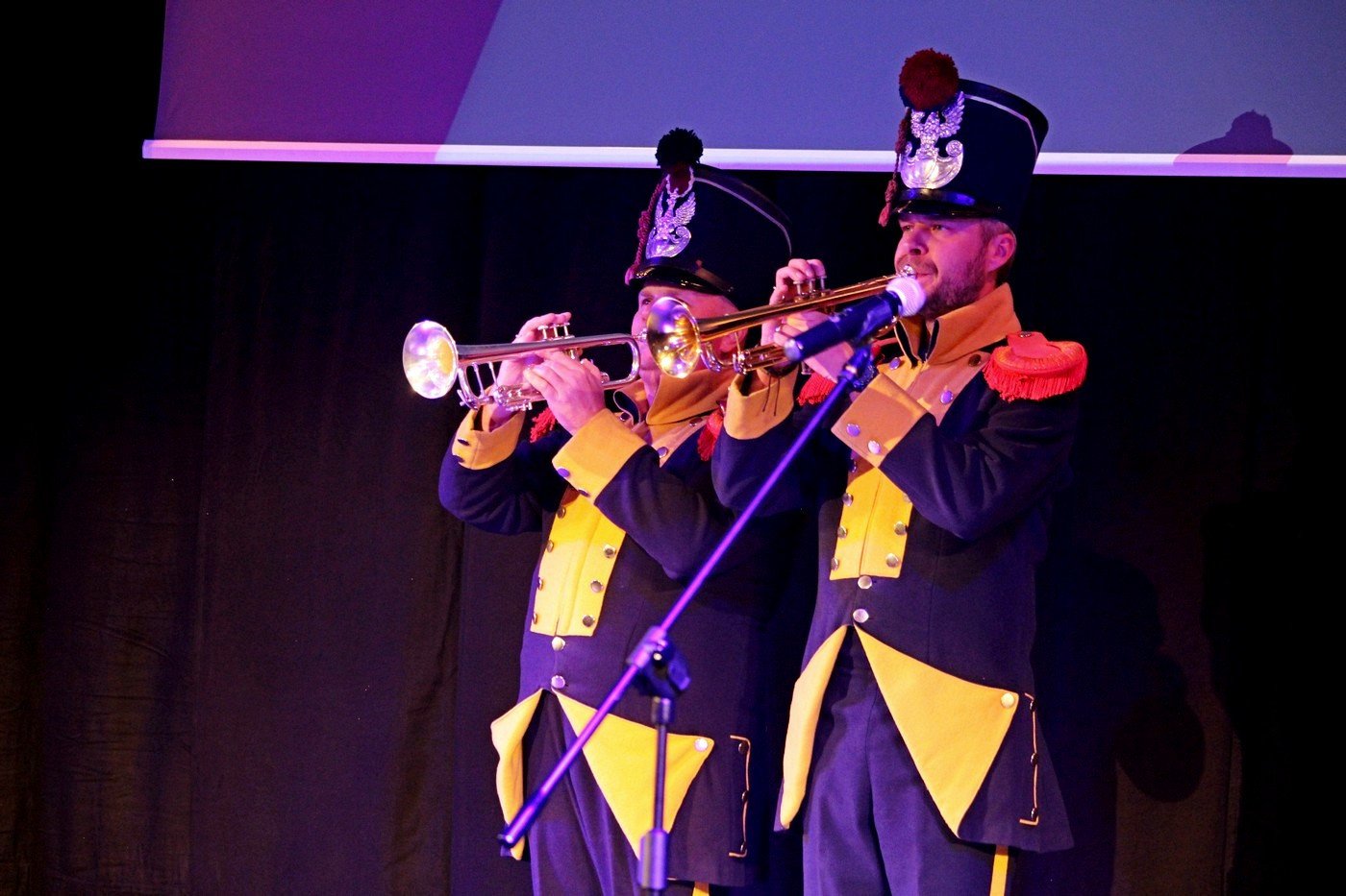 uroczysta-sesja-i-otwarcie-teatru-83558