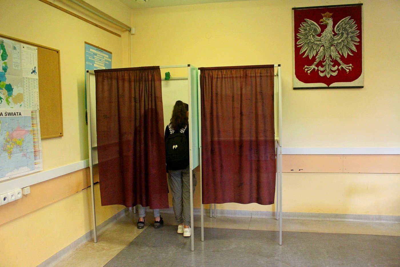 modzi-gosuja-wygraa-lewica-83753