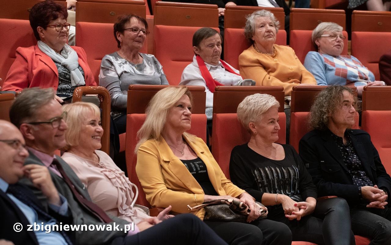 gala-senioraliow-83782