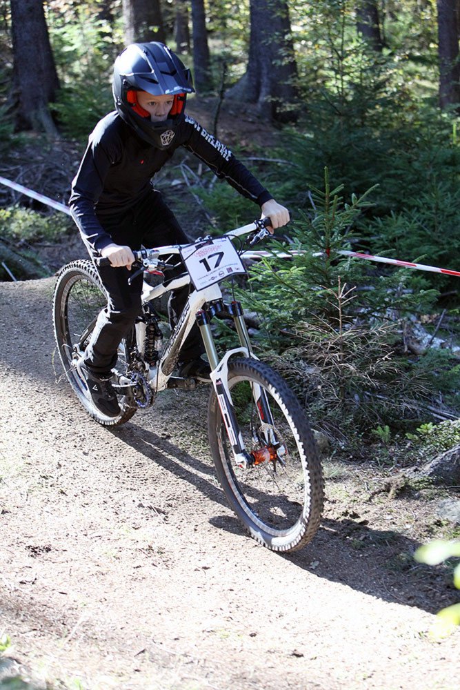 iv-mistrzostwa-czerwonego-pantofla-downhill-derby-83801