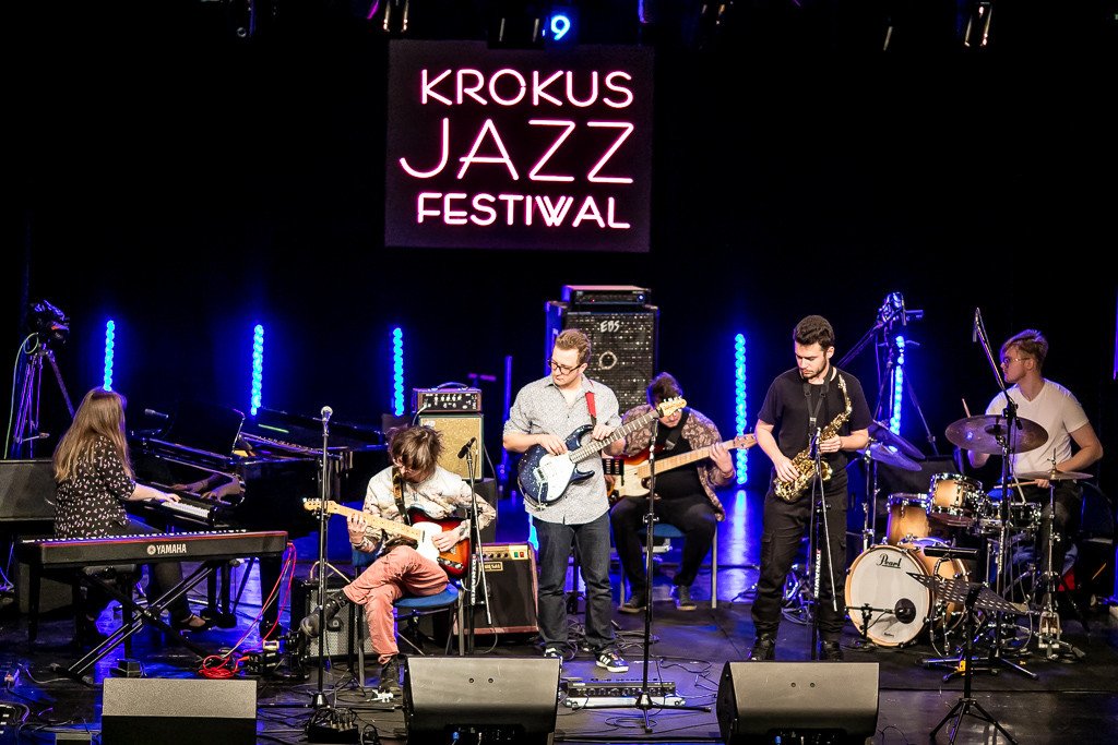 modzi-jazzmani-walcza-o-krokusa-83923