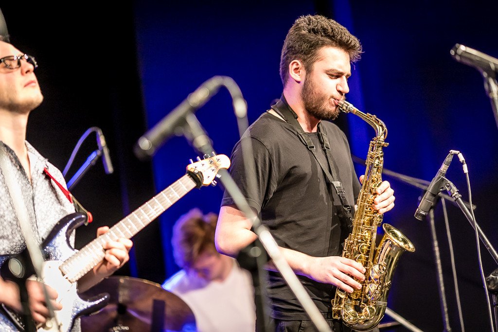 modzi-jazzmani-walcza-o-krokusa-83923