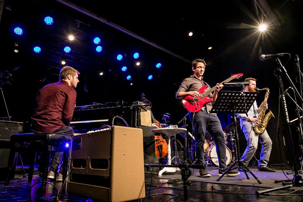 modzi-jazzmani-walcza-o-krokusa-83923