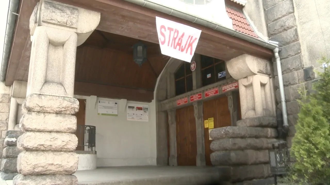 strajk-w-oswiacie-83997