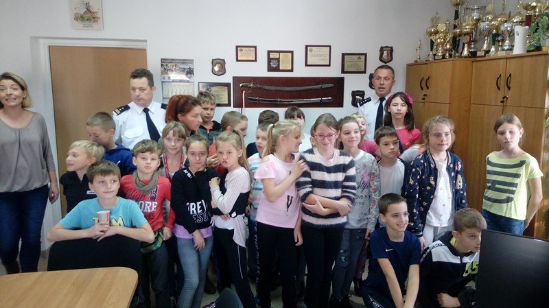 uczniowie-szostki-w-strazy-miejskiej-84032