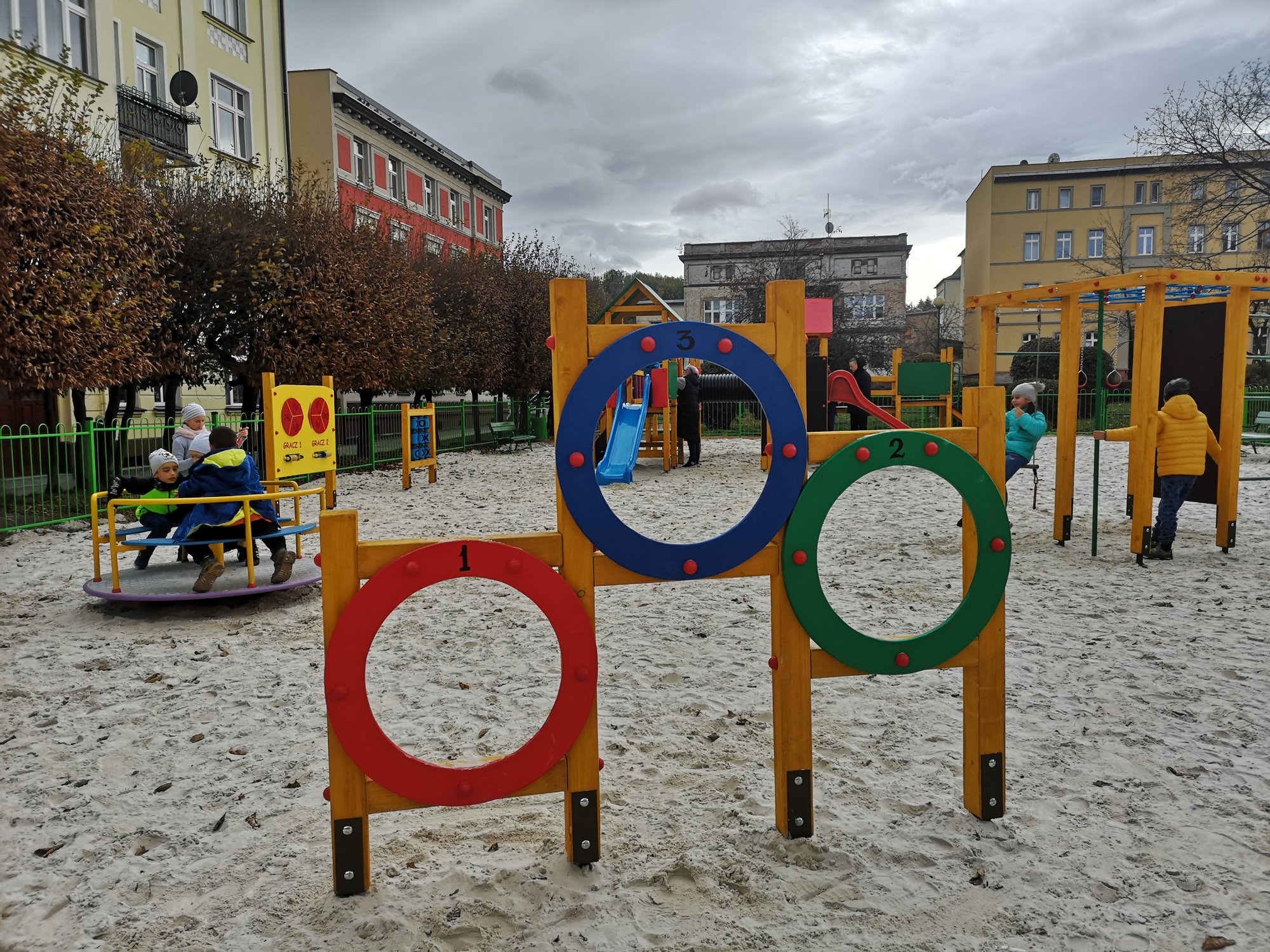 plac-zabaw-cieszy-uzytkownikow-84169