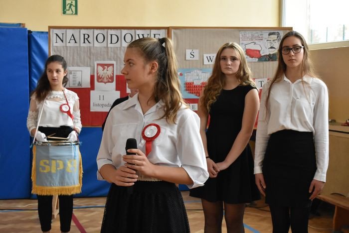 hymn-dla-niepodlegej-84250
