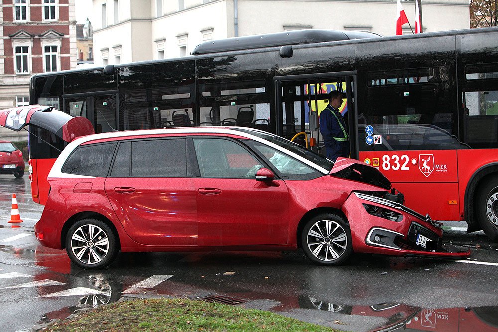 wypadek-przy-baniakach-84260