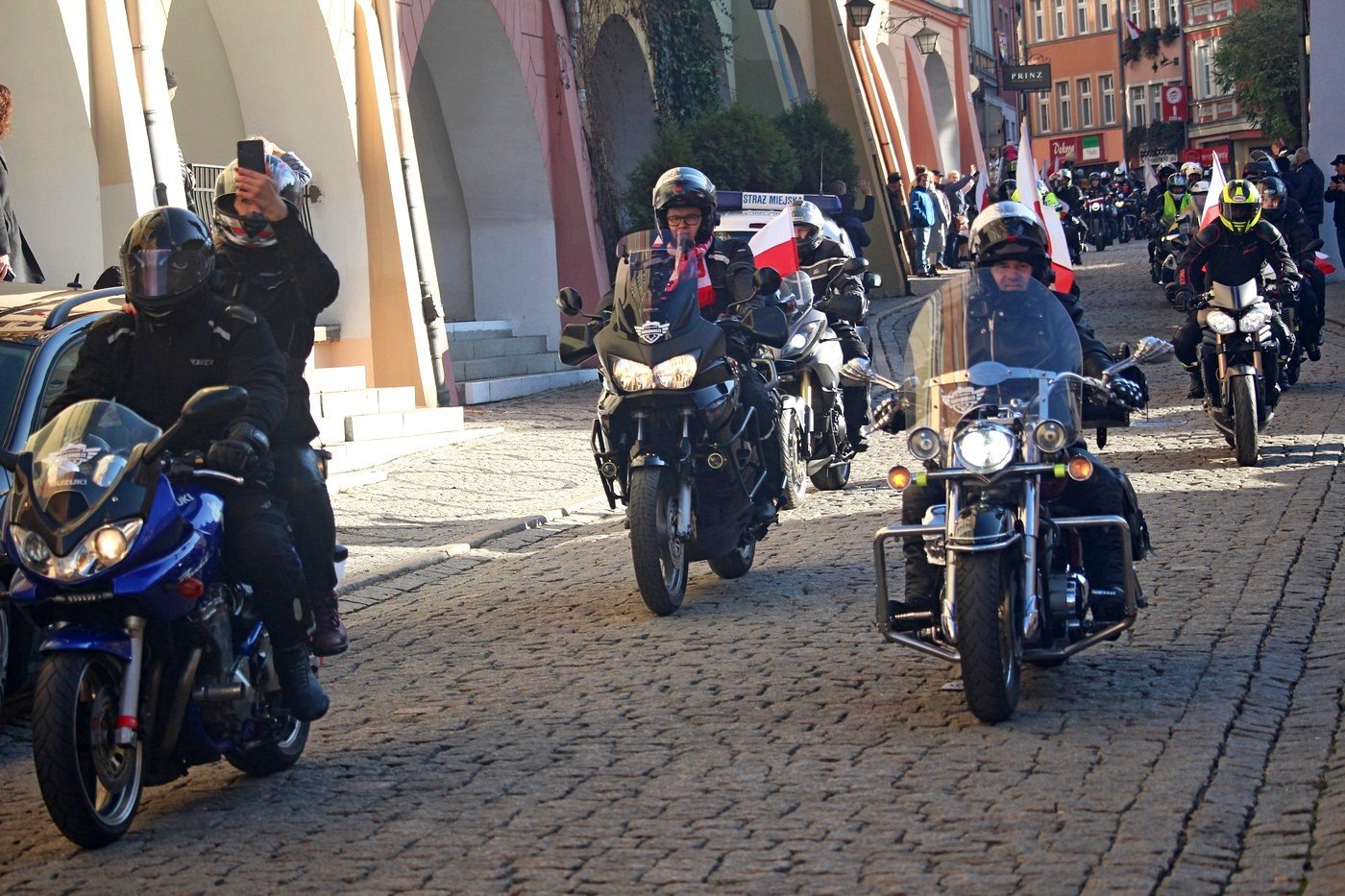 motocyklisci-dla-niepodlegej-84285
