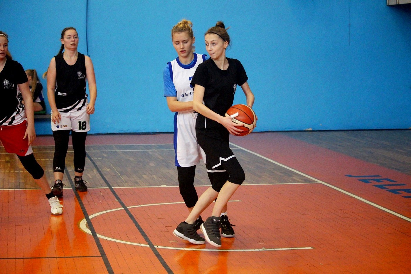 grupa-smierci-licealiady-w-koszykowce-84348