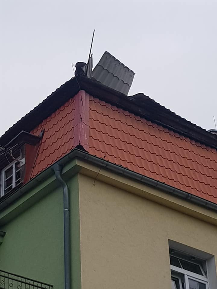 uszkodzony-dach-szpitala-84358