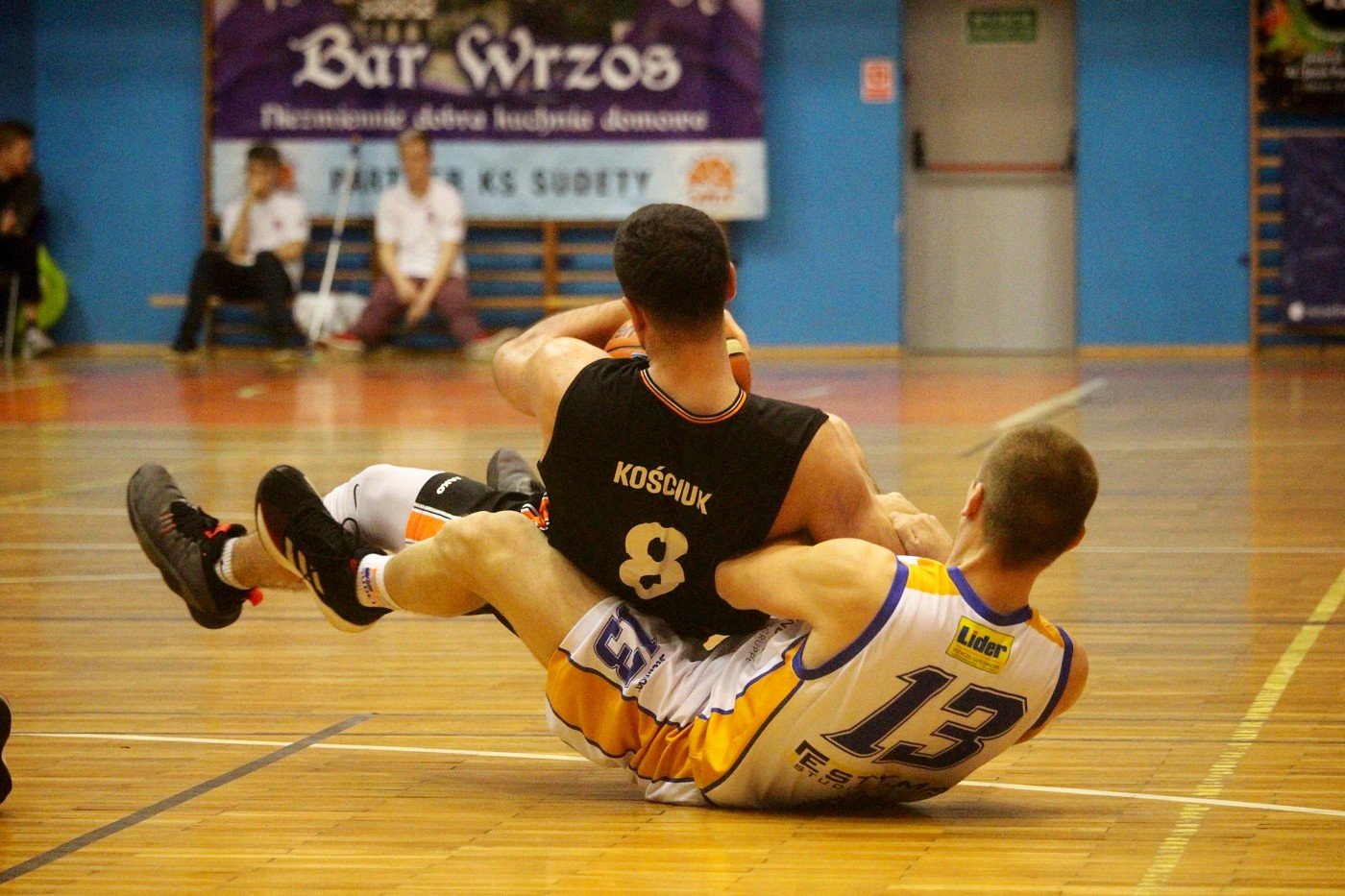 gimbasket-pokonany-84367
