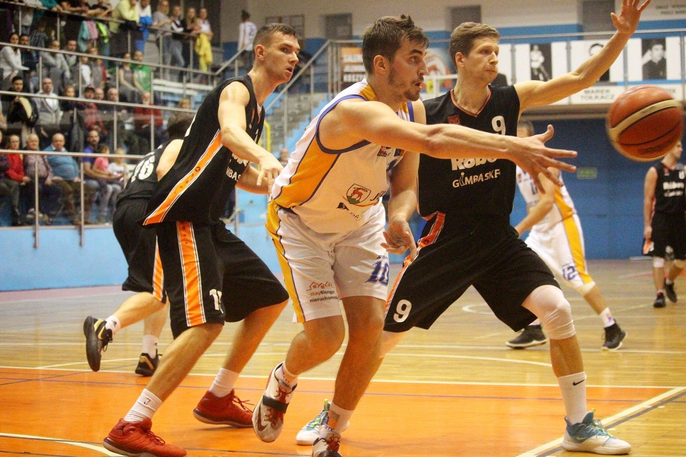 gimbasket-pokonany-84367